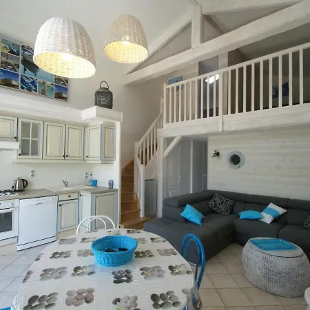 Charming In Les Sables D'olonne With Garden